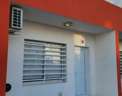Departamentos Pewmafe: departamento de alquiler en Las Grutas a 2 cuadras de la playa, para hasta 4 personas